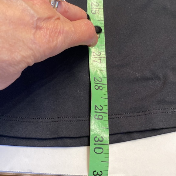 Lululemon Women’s half- zipped, Black pullover, Size:10, glow in the dark - Picture 12 of 15